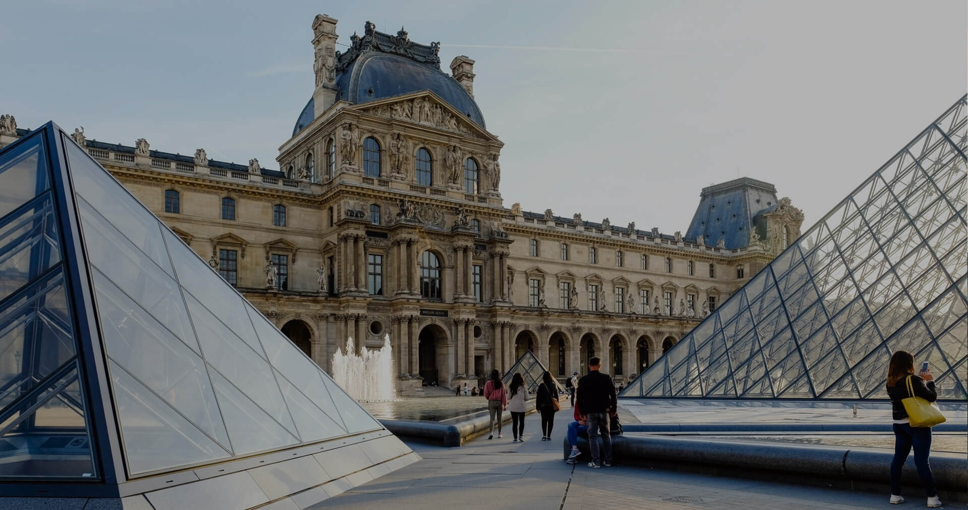 Menuisier Paris 1ᵉ : L’élégance du sur-mesure au cœur du vieux Paris