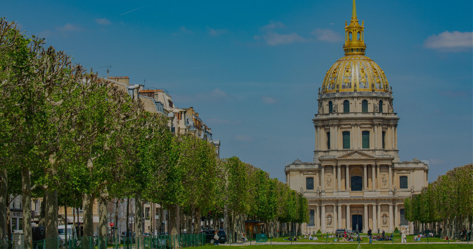 Menuisier Paris 7ᵉ : L’art du sur-mesure entre patrimoine et élégance contemporaine